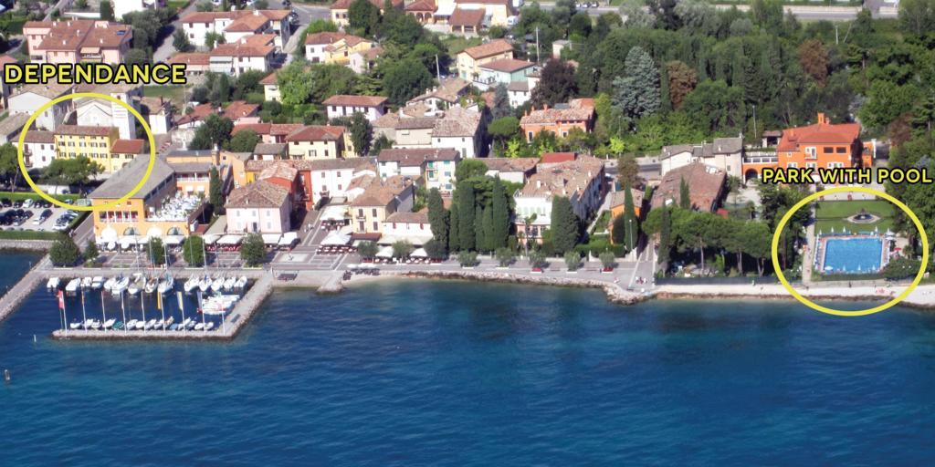 Hotel Vela D'Oro Dependence Bardolino Extérieur photo