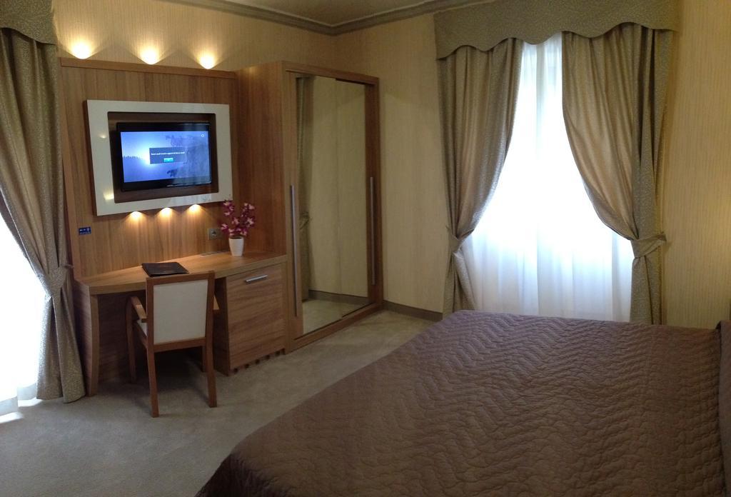 Hotel Vela D'Oro Dependence Bardolino Extérieur photo