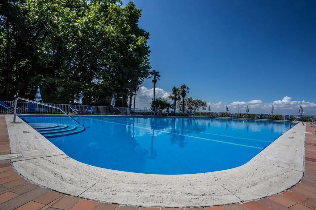 Hotel Vela D'Oro Dependence Bardolino Extérieur photo